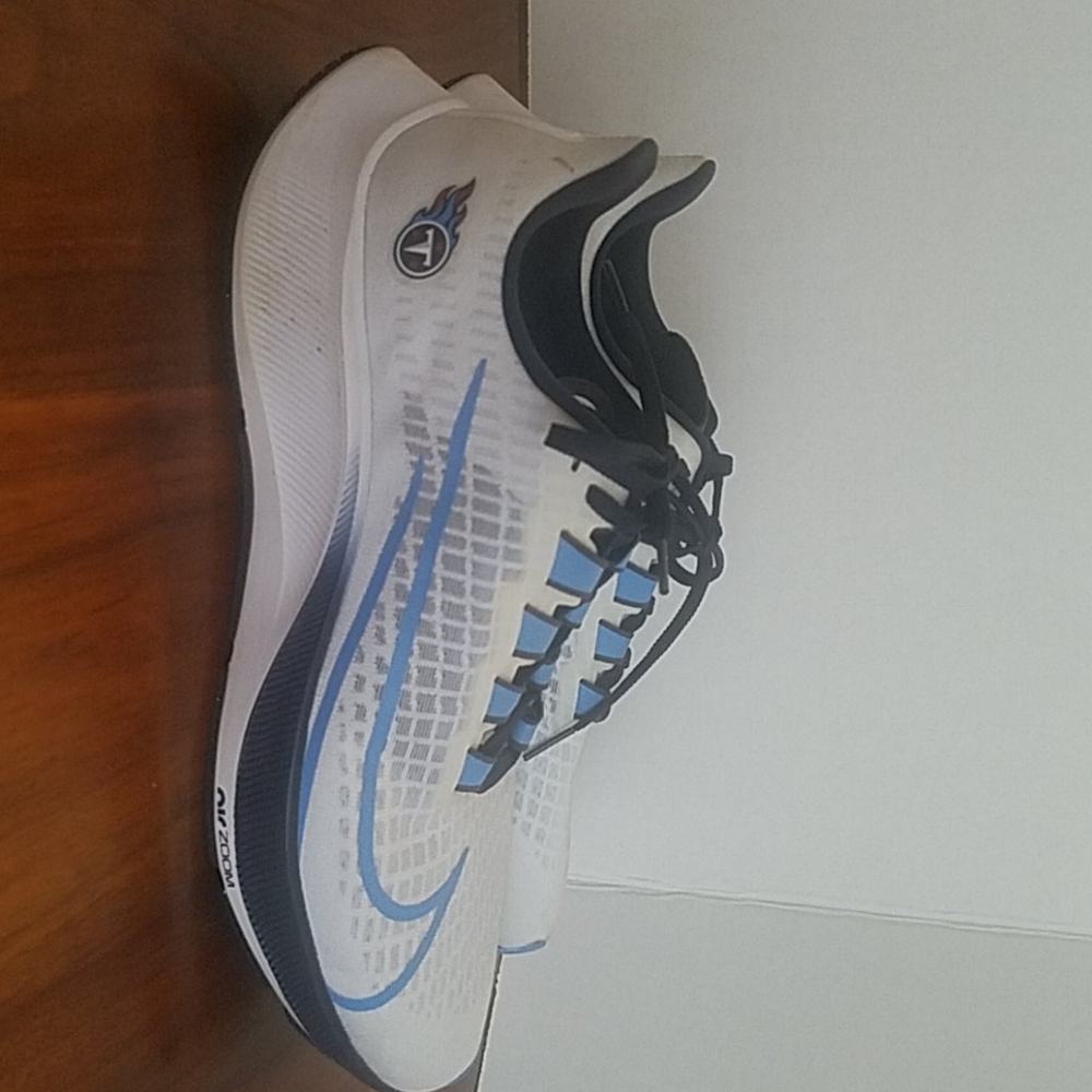 Nike Tennessee Titans tennis shoes